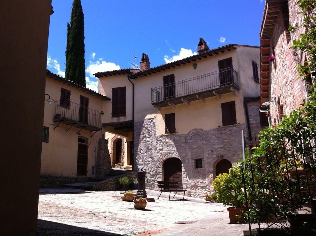 La Piazzetta Del Borgo Otel Todi Dış mekan fotoğraf